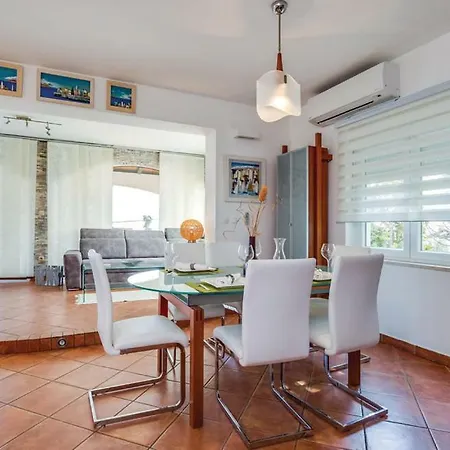 Apartamento Petra Hills