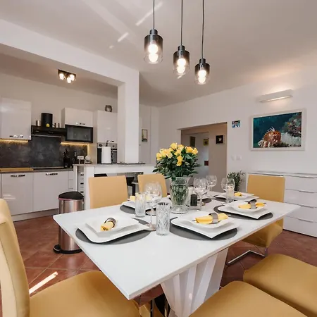 Appartamento Petra Hills *